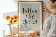 Noble Dream Font