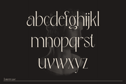 Peskia - Modern Display Serif Typeface