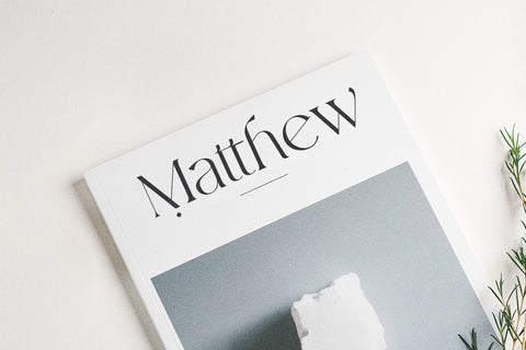 Relight – Modern Serif Font with Clean Lines