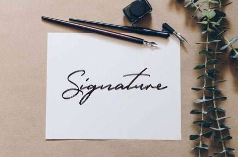 Hunter River - Free Signature Font